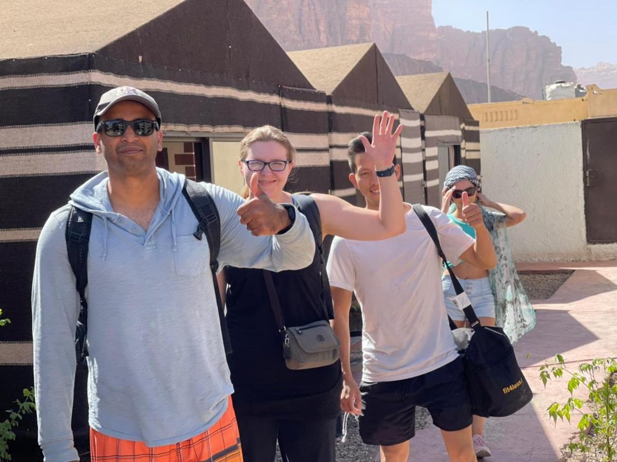 Wadi Rum Oryx Hostel & Tours מראה חיצוני תמונה