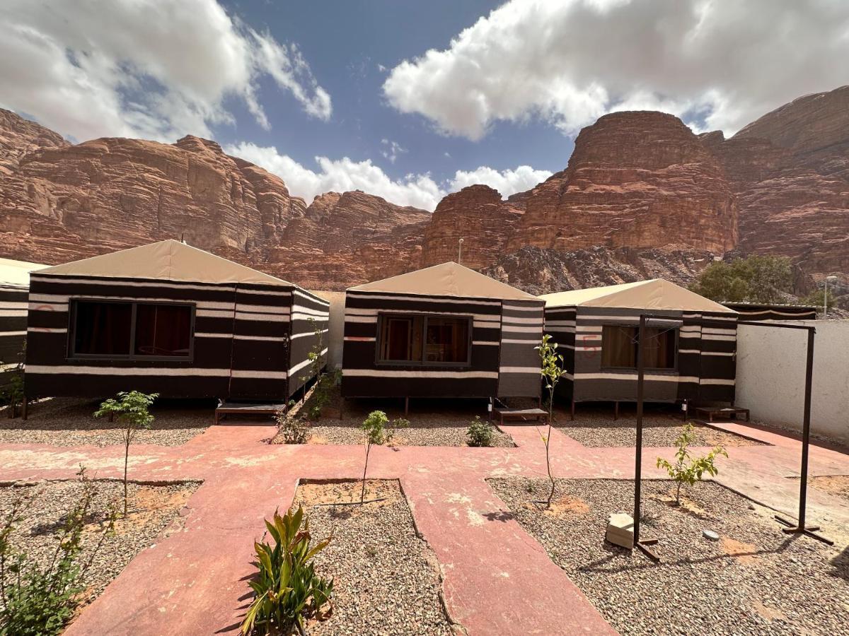 Wadi Rum Oryx Hostel & Tours מראה חיצוני תמונה