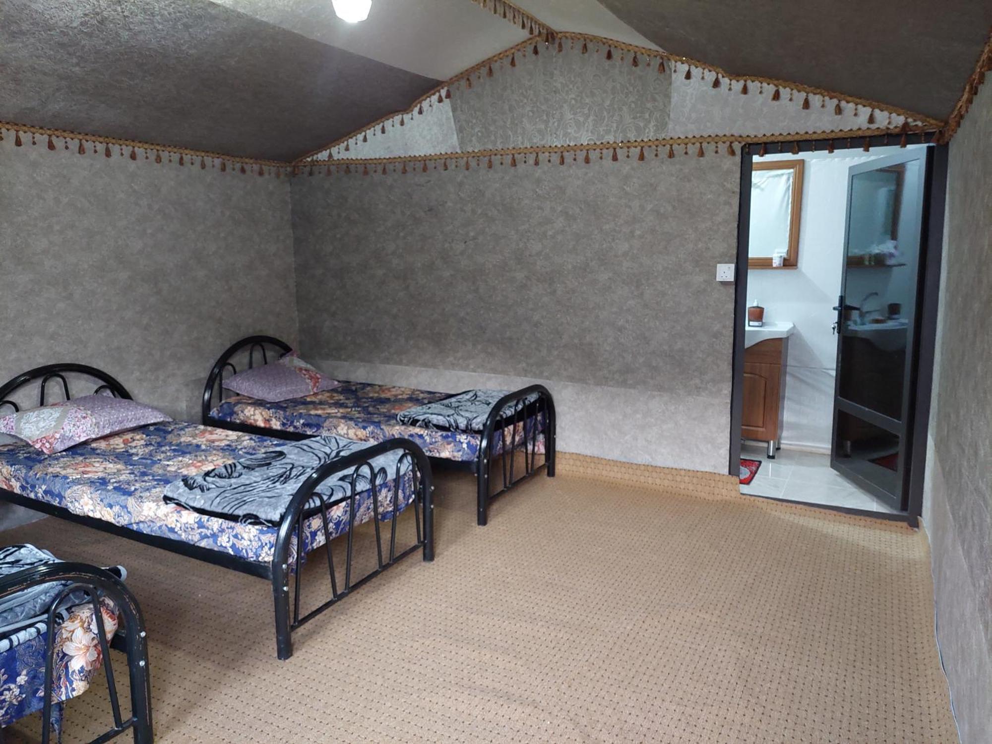 Wadi Rum Oryx Hostel & Tours חדר תמונה