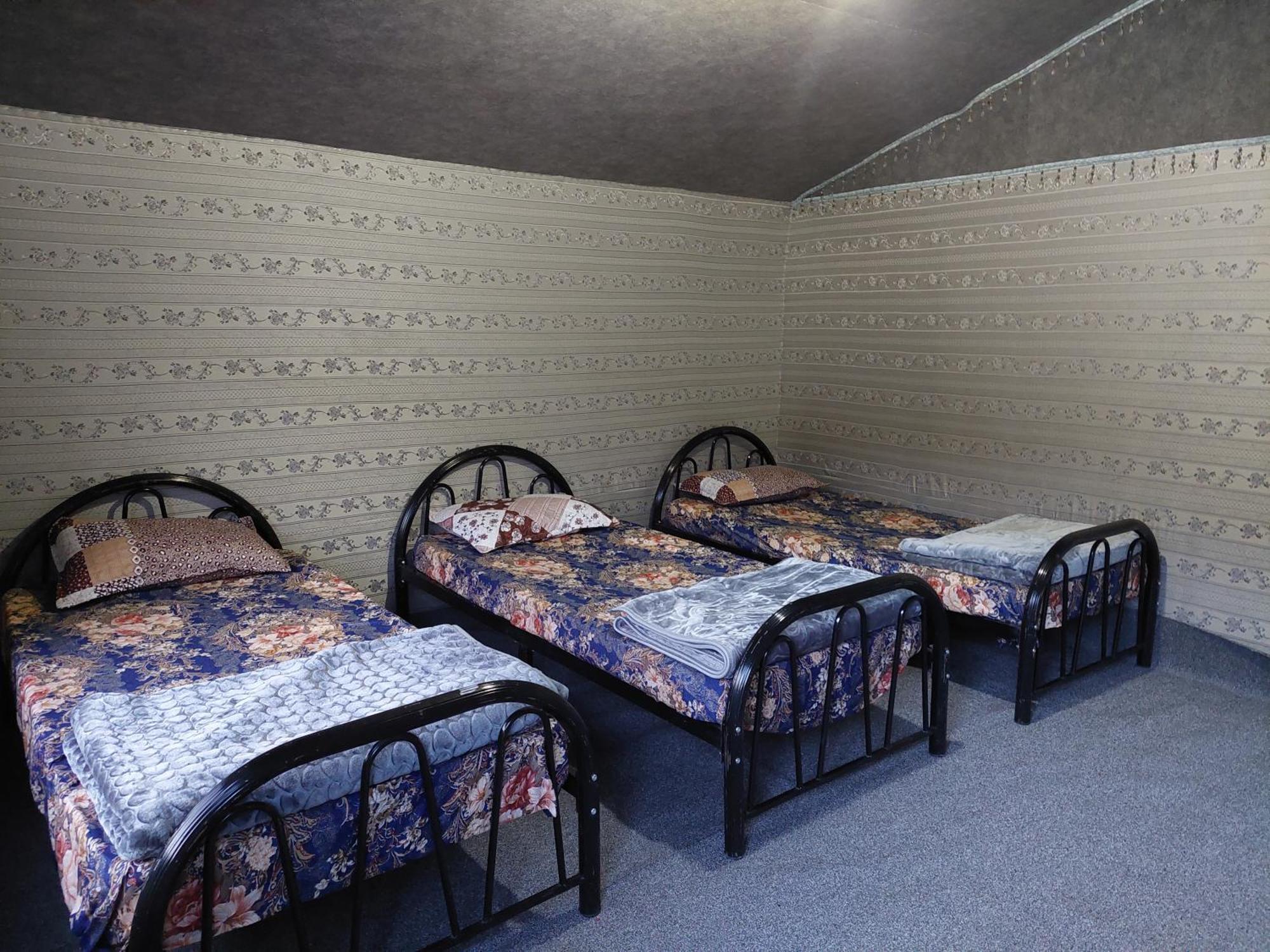 Wadi Rum Oryx Hostel & Tours חדר תמונה