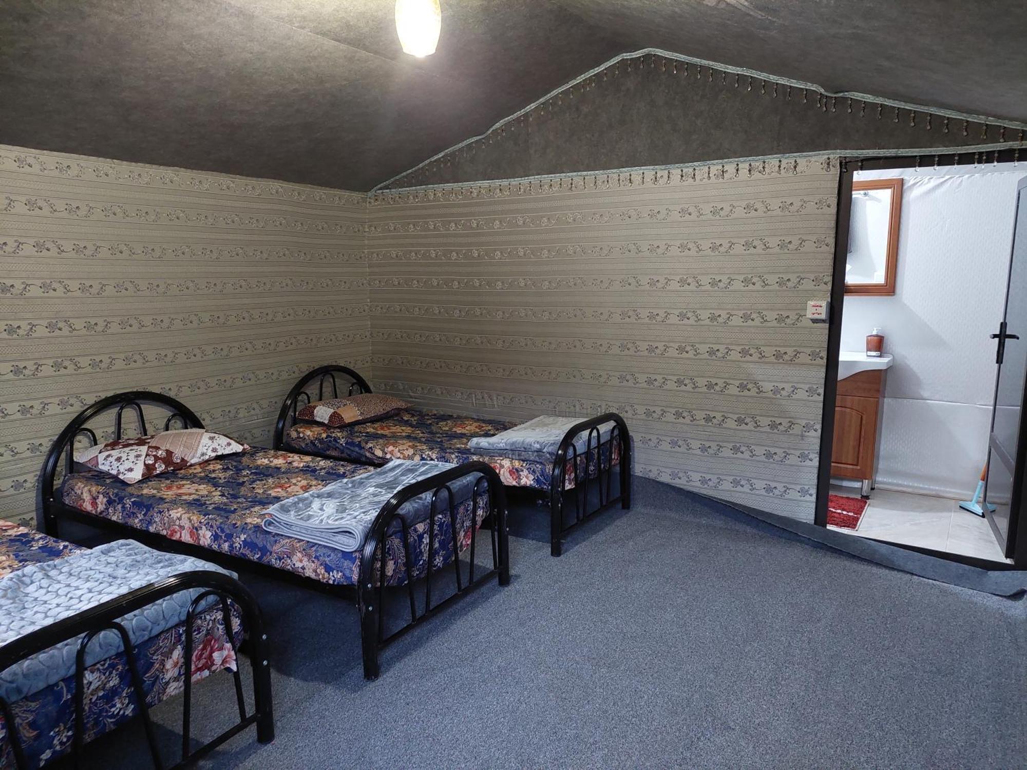Wadi Rum Oryx Hostel & Tours חדר תמונה
