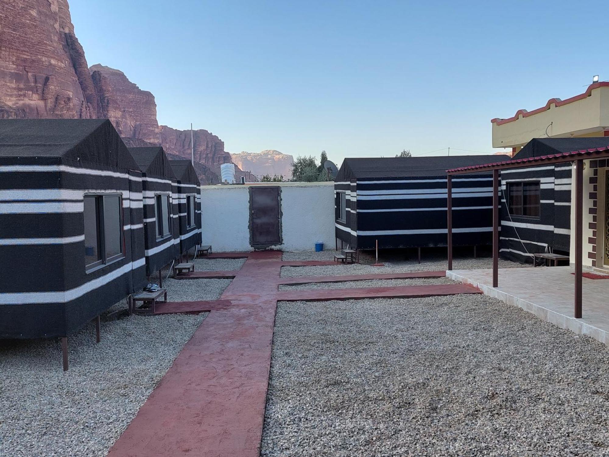 Wadi Rum Oryx Hostel & Tours חדר תמונה
